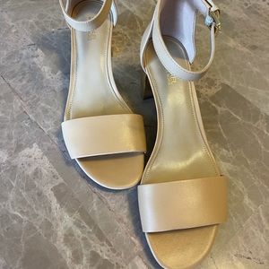 New Michael Kors Sandals size 6.5